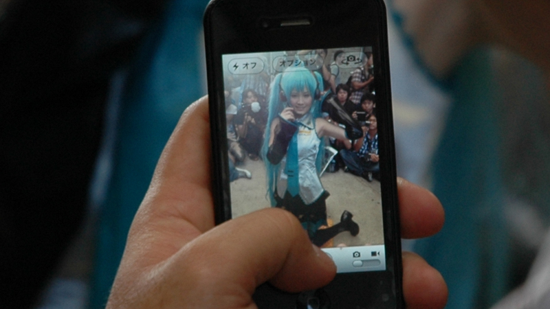 Illustration for article titled It's Like Inception, But with Cosplay Photos